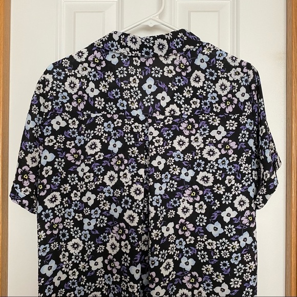 Lane Bryant Black Floral Print Button Front Tunic Kimono Size 10/12 - Picture 6 of 7
